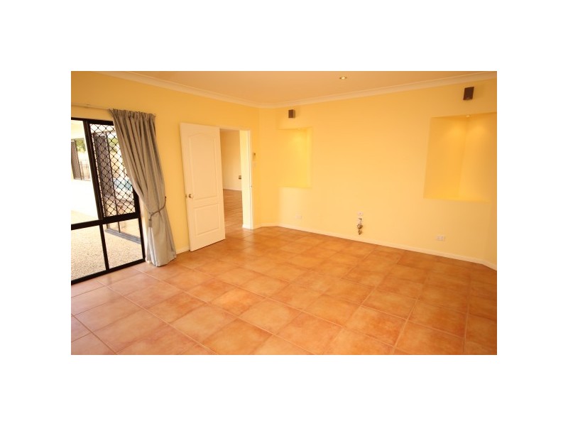 22 Bathurst Drive, Bentley Park QLD 4869