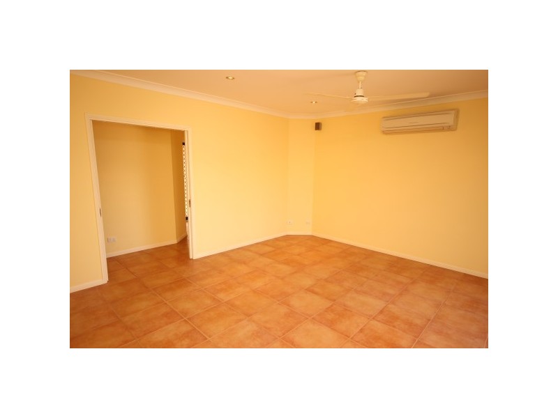 22 Bathurst Drive, Bentley Park QLD 4869