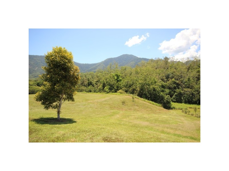 10 – 12 Prestipino Close, Goldsborough QLD 4865