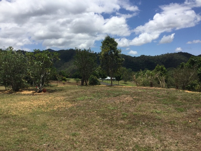 9 – 11 Claim Close, Goldsborough QLD 4865