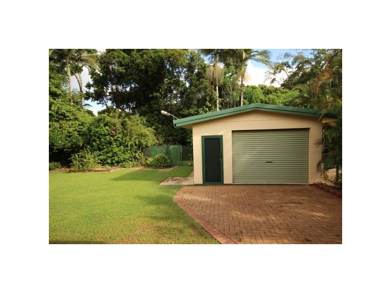 13 Resolution Drive, Bentley Park QLD 4869