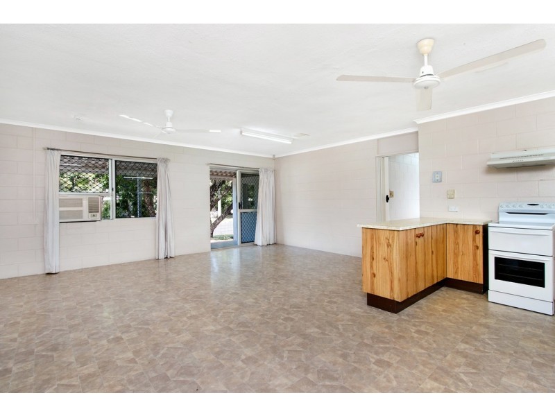 55 Hollywood Boulevard, White Rock QLD 4868