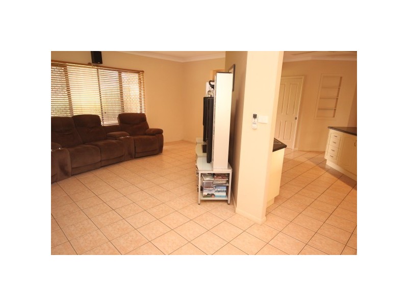 16 Wiseman Road East, Edmonton QLD 4869