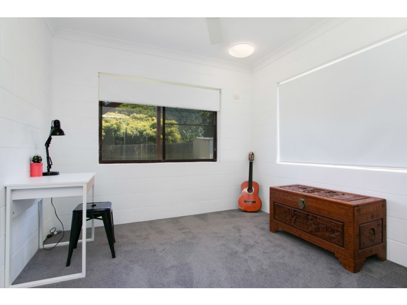 9 Fiesta Close, Bayview Heights QLD 4868