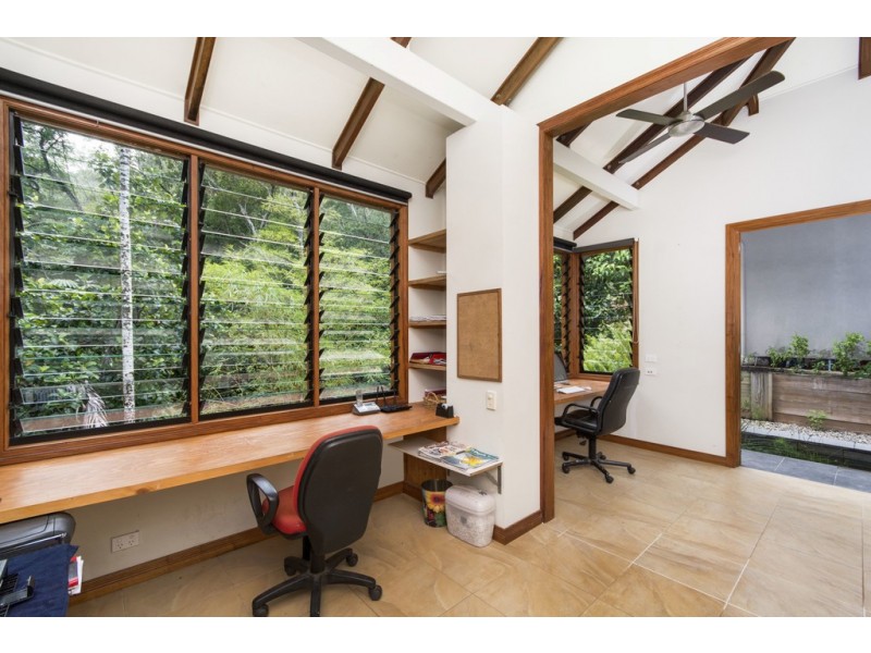 2286 Pine Creek Road, Cairns QLD 4870