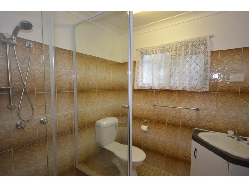 8/35 Bruce hwy, Edmonton QLD 4869