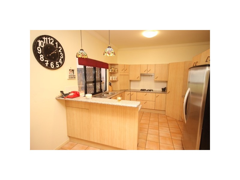 25 Barcoo Close, Bentley Park QLD 4869