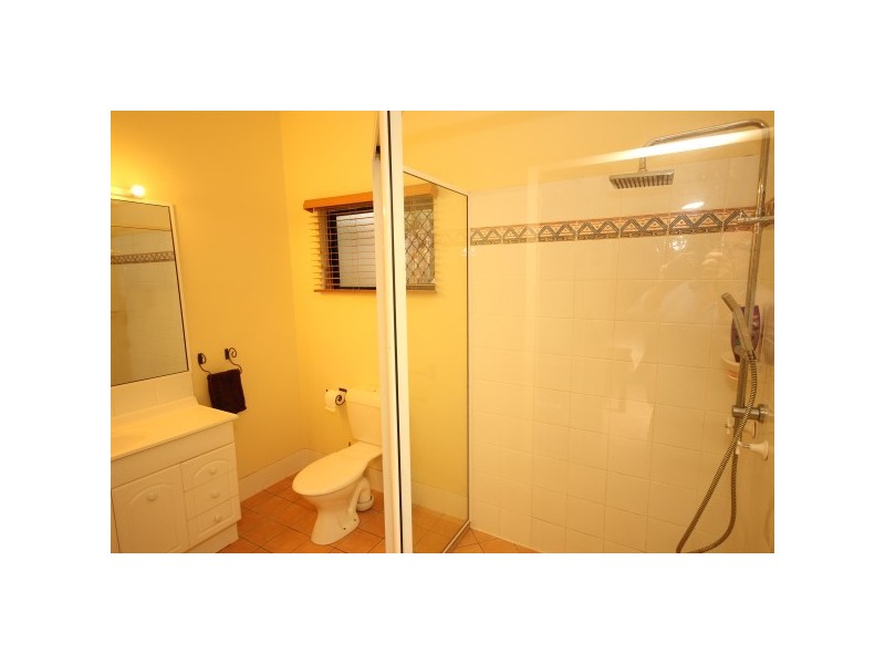 25 Barcoo Close, Bentley Park QLD 4869