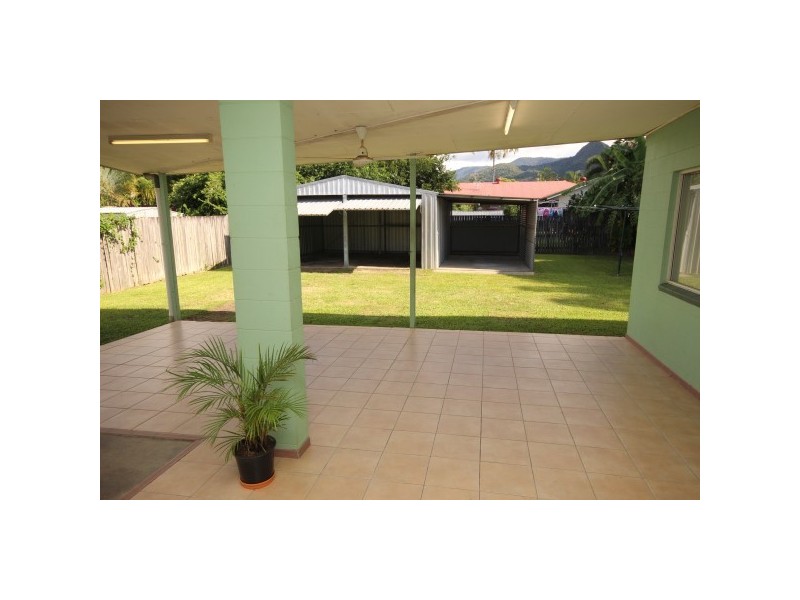 13 Farmer Street, Edmonton QLD 4869
