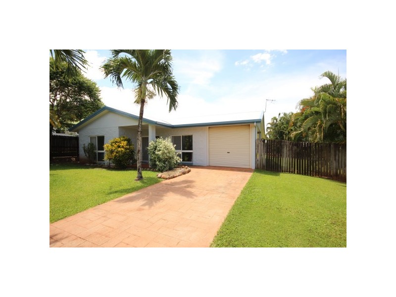 22 Herald St, Bentley Park QLD 4869