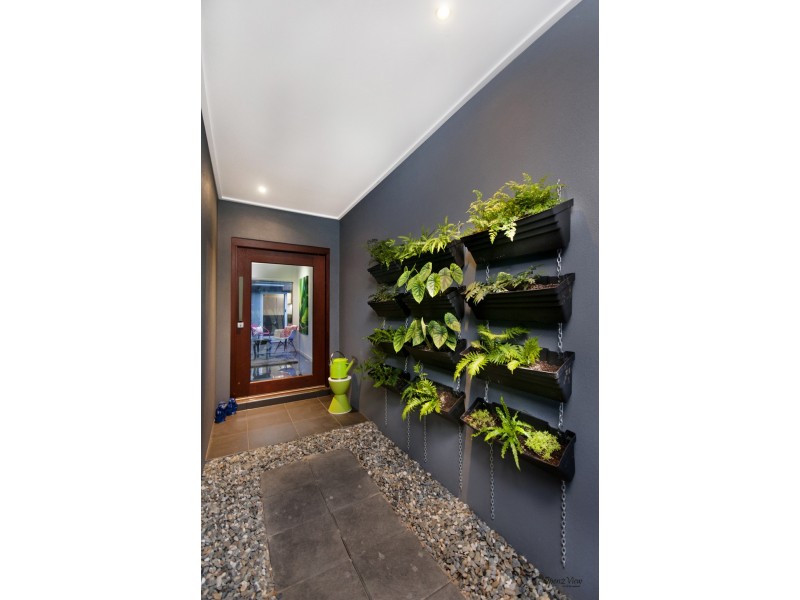 42 Mayflower Street, Mount Sheridan QLD 4868