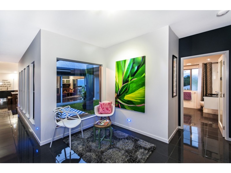 42 Mayflower Street, Mount Sheridan QLD 4868