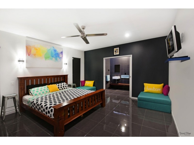 42 Mayflower Street, Mount Sheridan QLD 4868