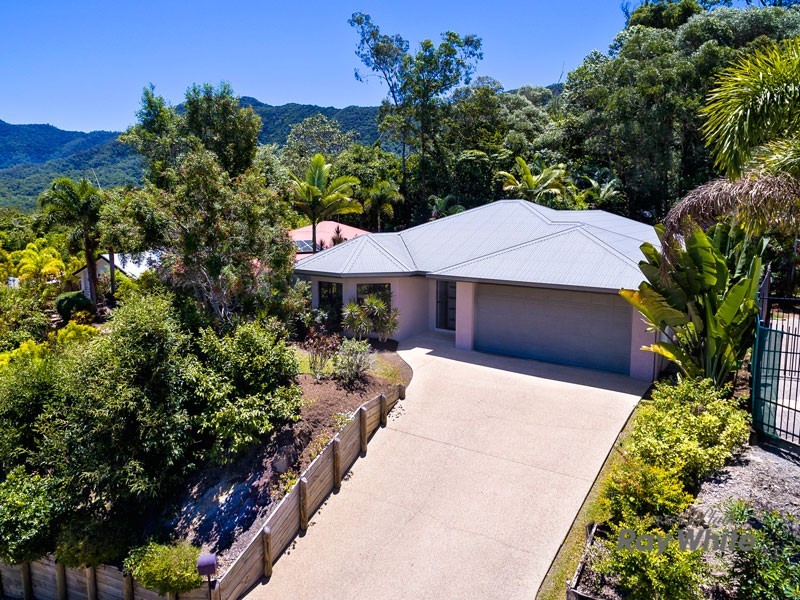 33 Surtees Close, Bentley Park QLD 4869