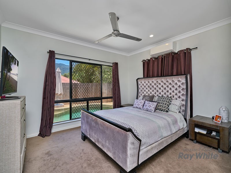 33 Surtees Close, Bentley Park QLD 4869