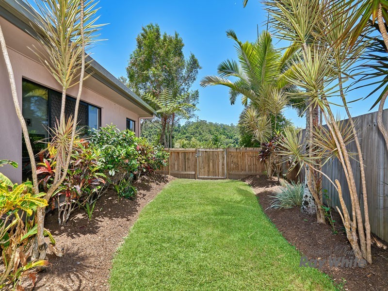 33 Surtees Close, Bentley Park QLD 4869