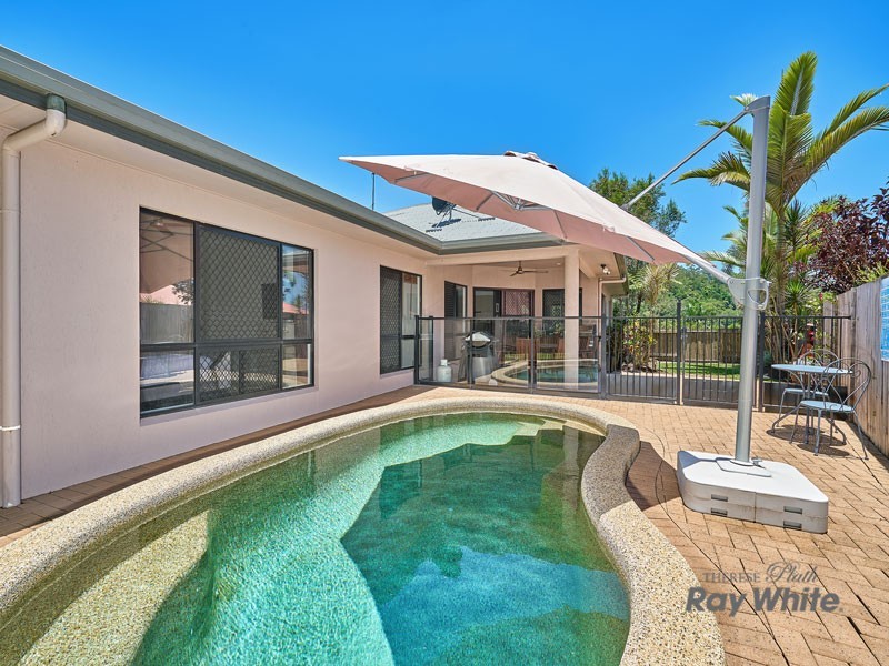 33 Surtees Close, Bentley Park QLD 4869