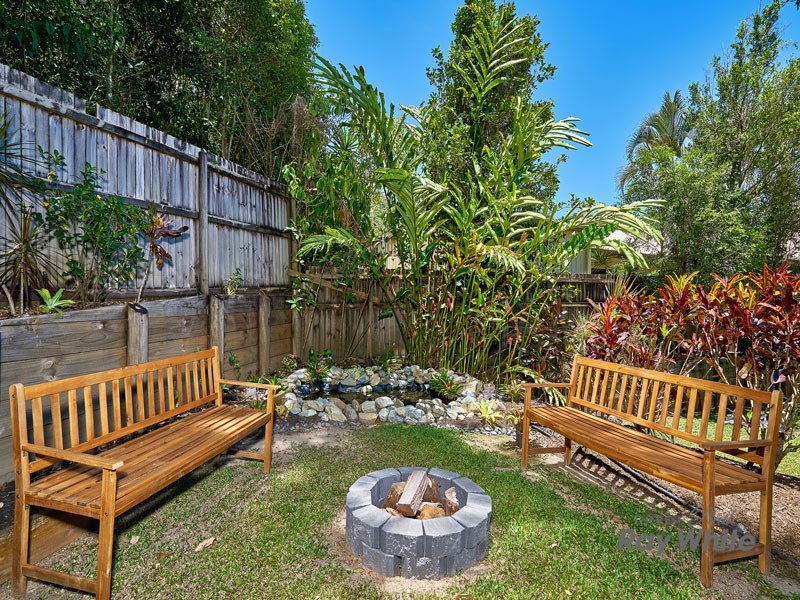 33 Surtees Close, Bentley Park QLD 4869