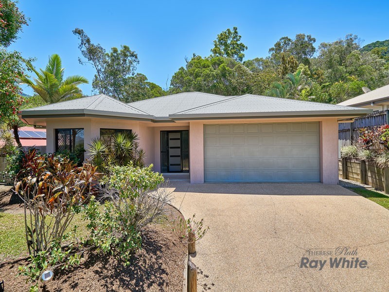 33 Surtees Close, Bentley Park QLD 4869