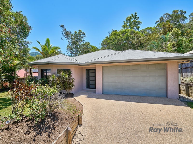 33 Surtees Close, Bentley Park QLD 4869