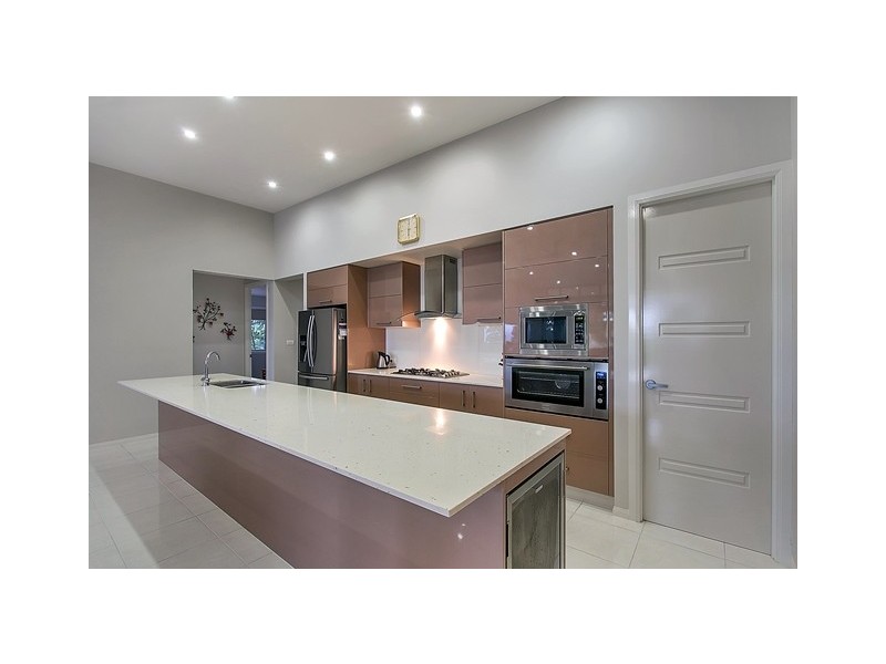 Mooroobool QLD 4870
