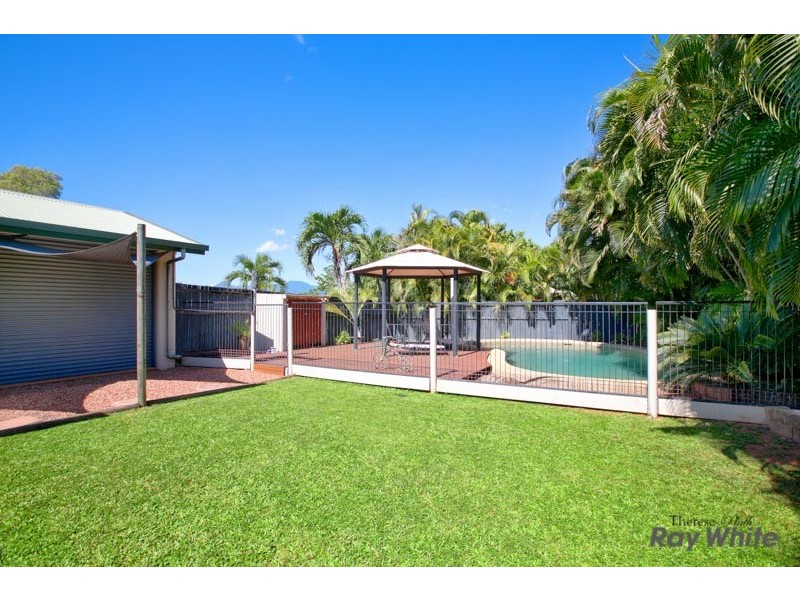 136 Robert Road, Bentley Park QLD 4869