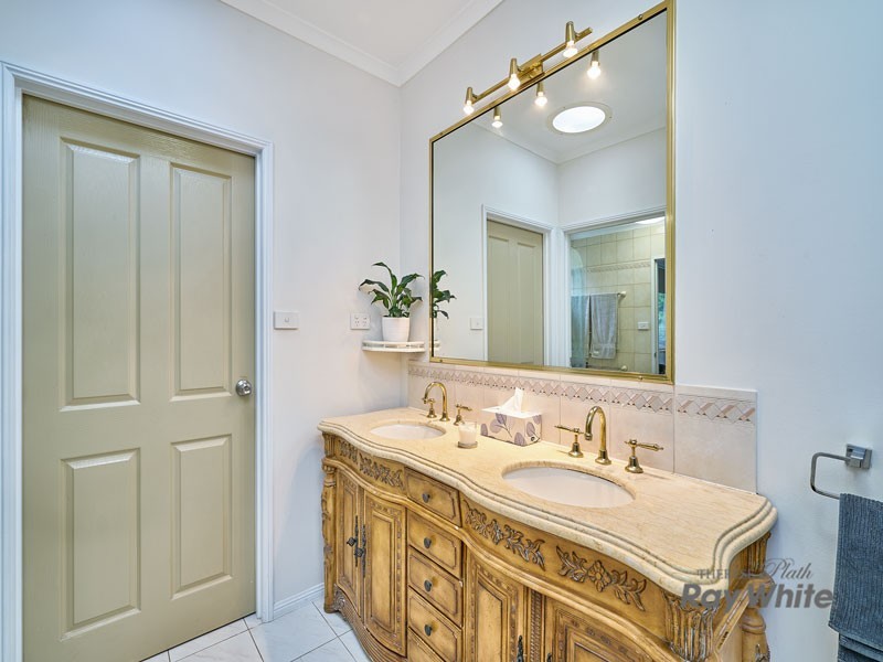 1-3 Kite Close, Bayview Heights QLD 4868