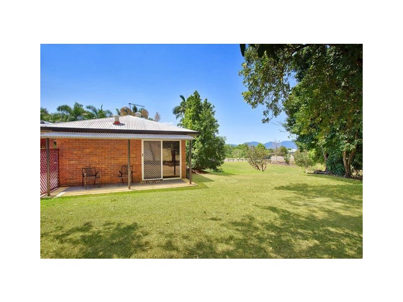 1-3 Kite Close, Bayview Heights QLD 4868