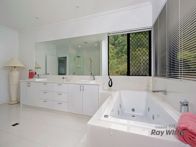 Bayview Heights QLD 4868
