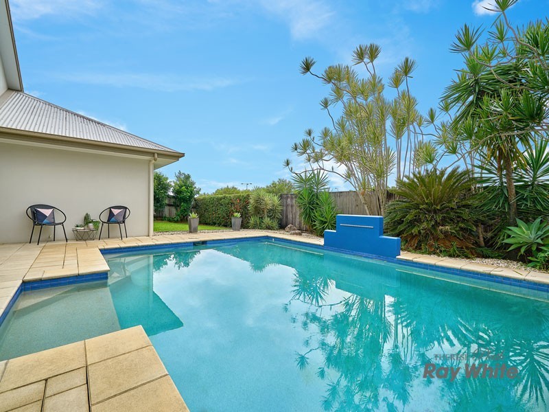 2 Wenlock Close, Mount Sheridan QLD 4868