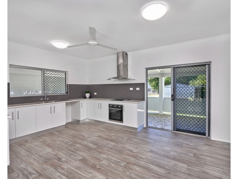 5 Wiseman Road East, Edmonton QLD 4869