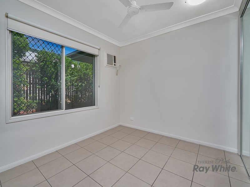 13 Bundey Street, Bentley Park QLD 4869