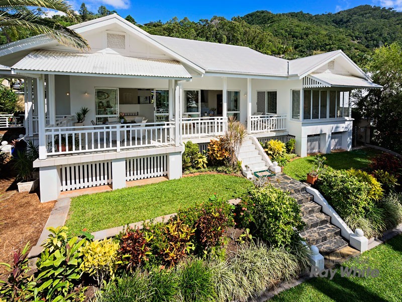 35 Southerden Drive, Mooroobool QLD 4870