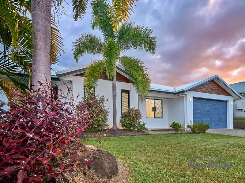 15 Cliffdale Street, Bentley Park QLD 4869