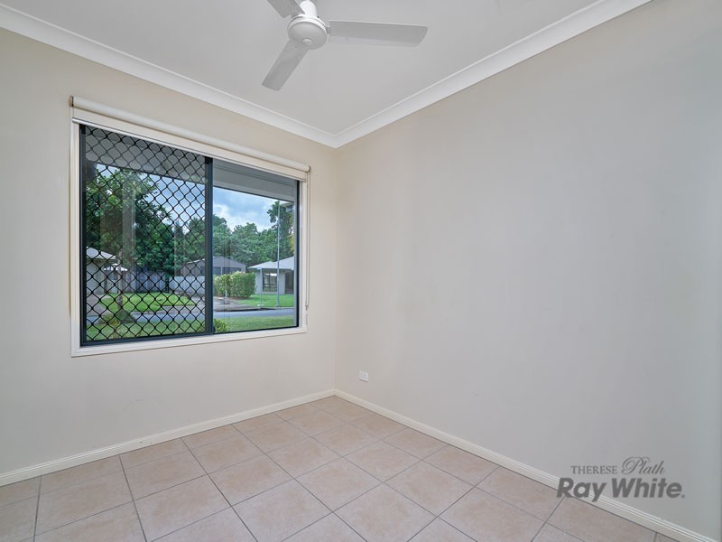 15 Cliffdale Street, Bentley Park QLD 4869