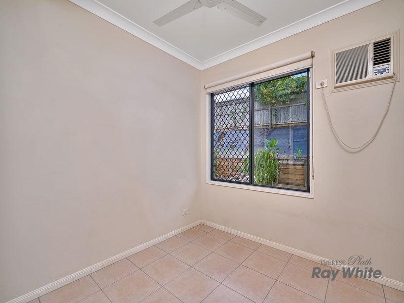 15 Cliffdale Street, Bentley Park QLD 4869