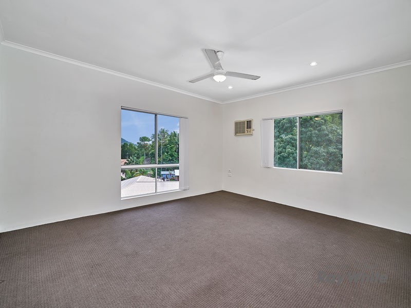 9 Sandpiper Court, Bayview Heights QLD 4868