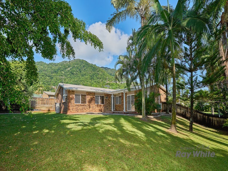 1 Summer Hill Drive, Mooroobool QLD 4870