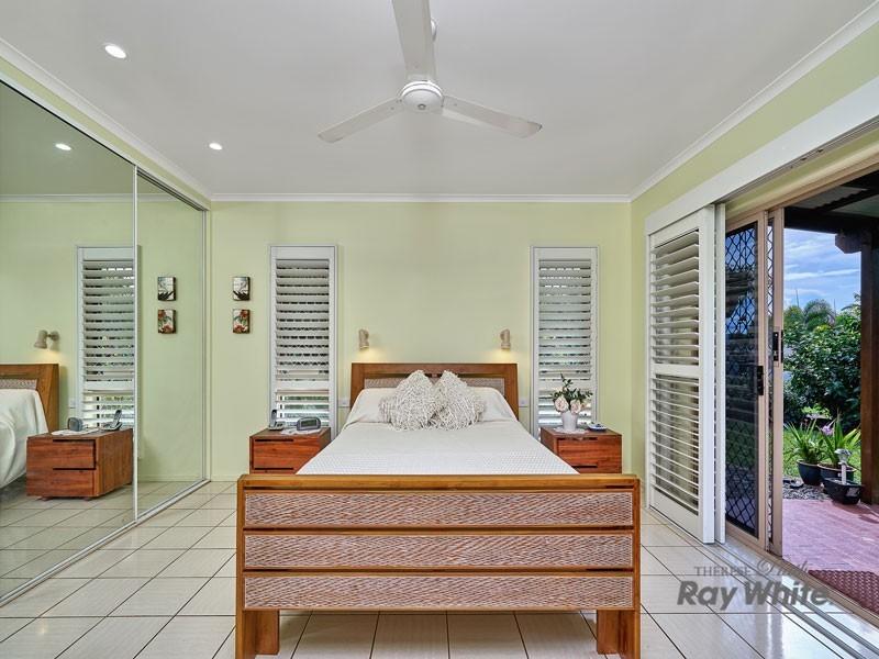15 Herald Street, Bentley Park QLD 4869