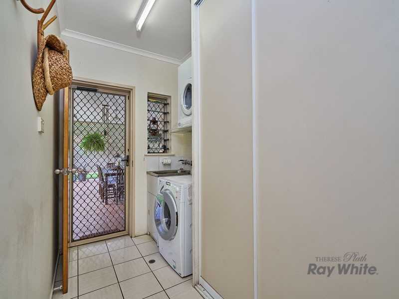 15 Herald Street, Bentley Park QLD 4869