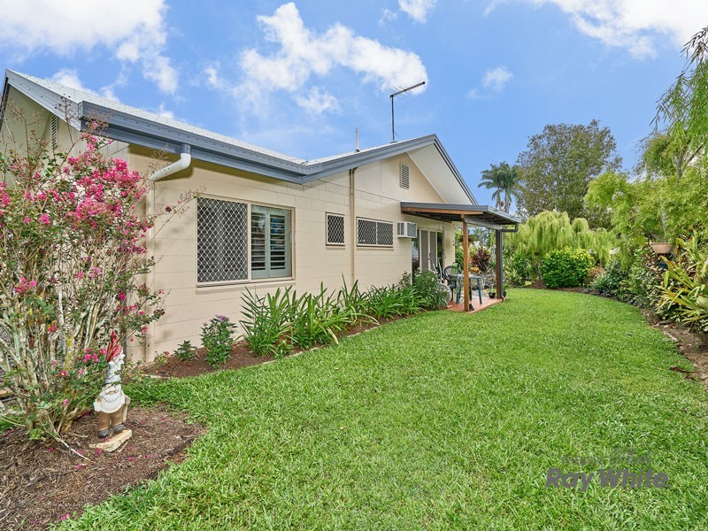 15 Herald Street, Bentley Park QLD 4869