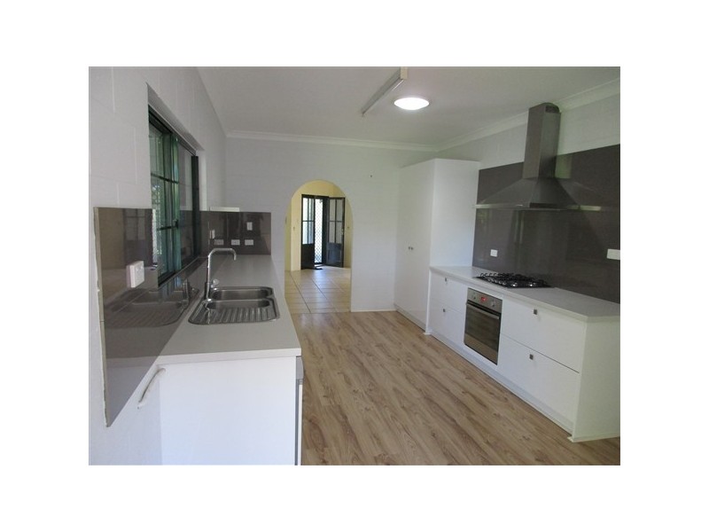 16 Mendelsohn Close, Gordonvale QLD 4865