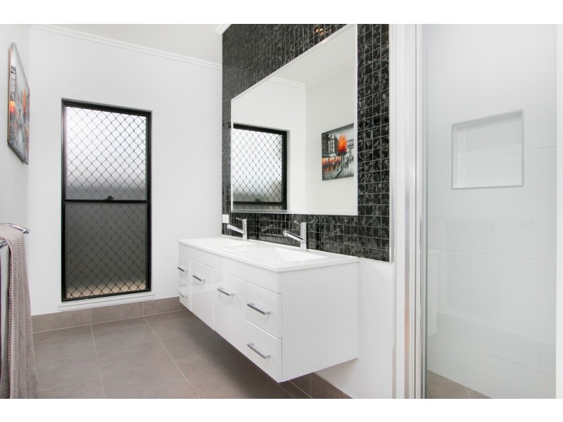 3 Gadaloff Close, Gordonvale QLD 4865