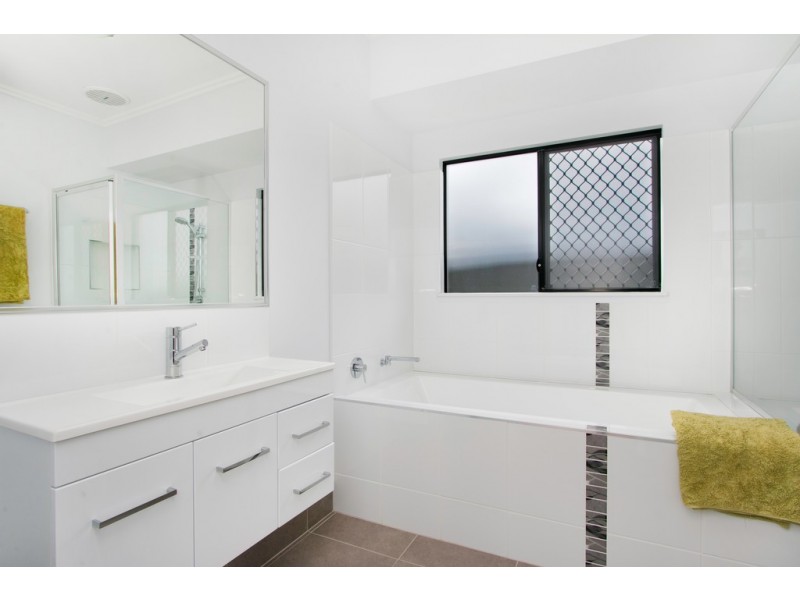 3 Gadaloff Close, Gordonvale QLD 4865