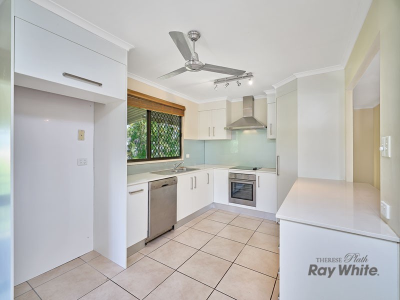 44 Wirrah Close, Bayview Heights QLD 4868