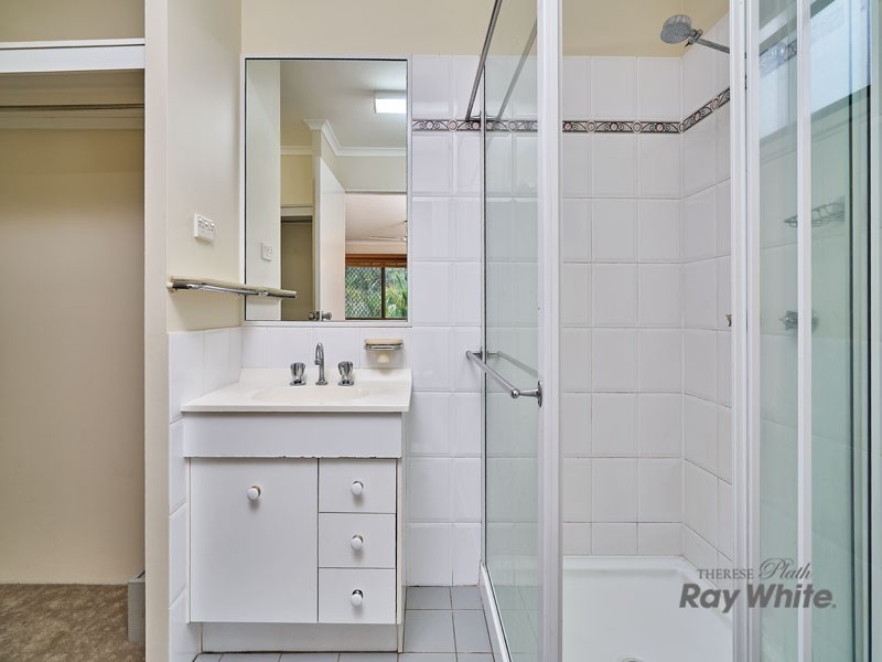 44 Wirrah Close, Bayview Heights QLD 4868