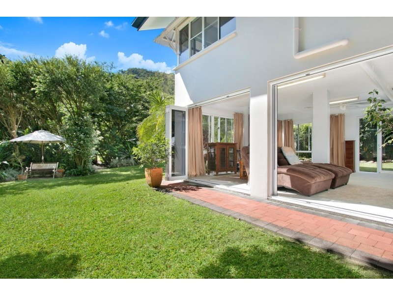 5 McCrae Street, Cairns QLD 4870