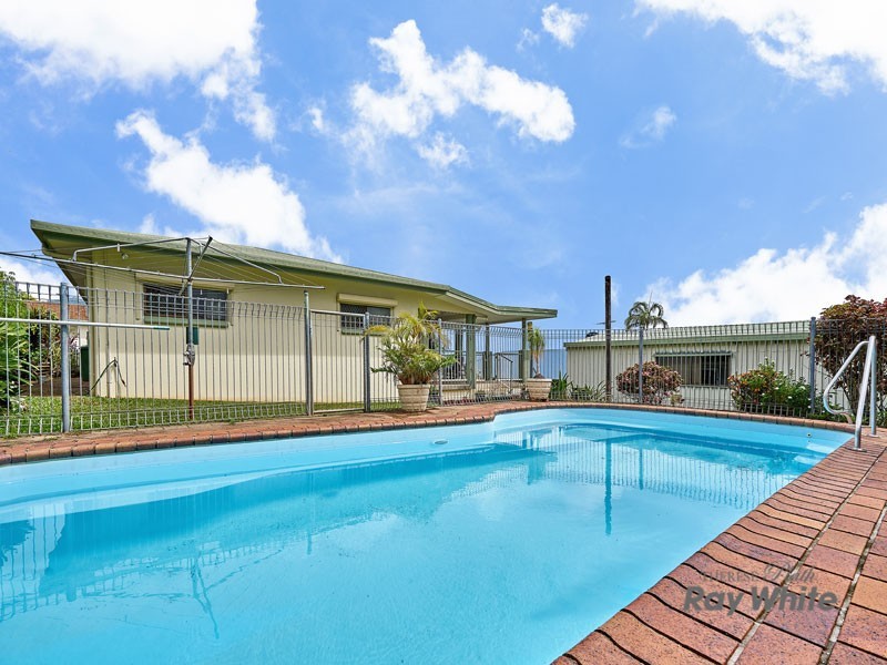 13 Pheasant Street, Bayview Heights QLD 4868