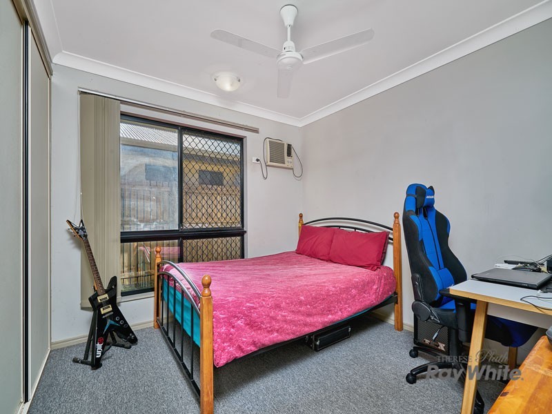 204 Timberlea Drive, Bentley Park QLD 4869