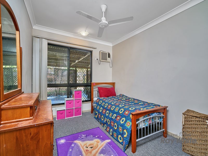 204 Timberlea Drive, Bentley Park QLD 4869